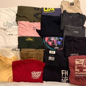 Lot of 17 Men’s used T-shirts - sz L and XL